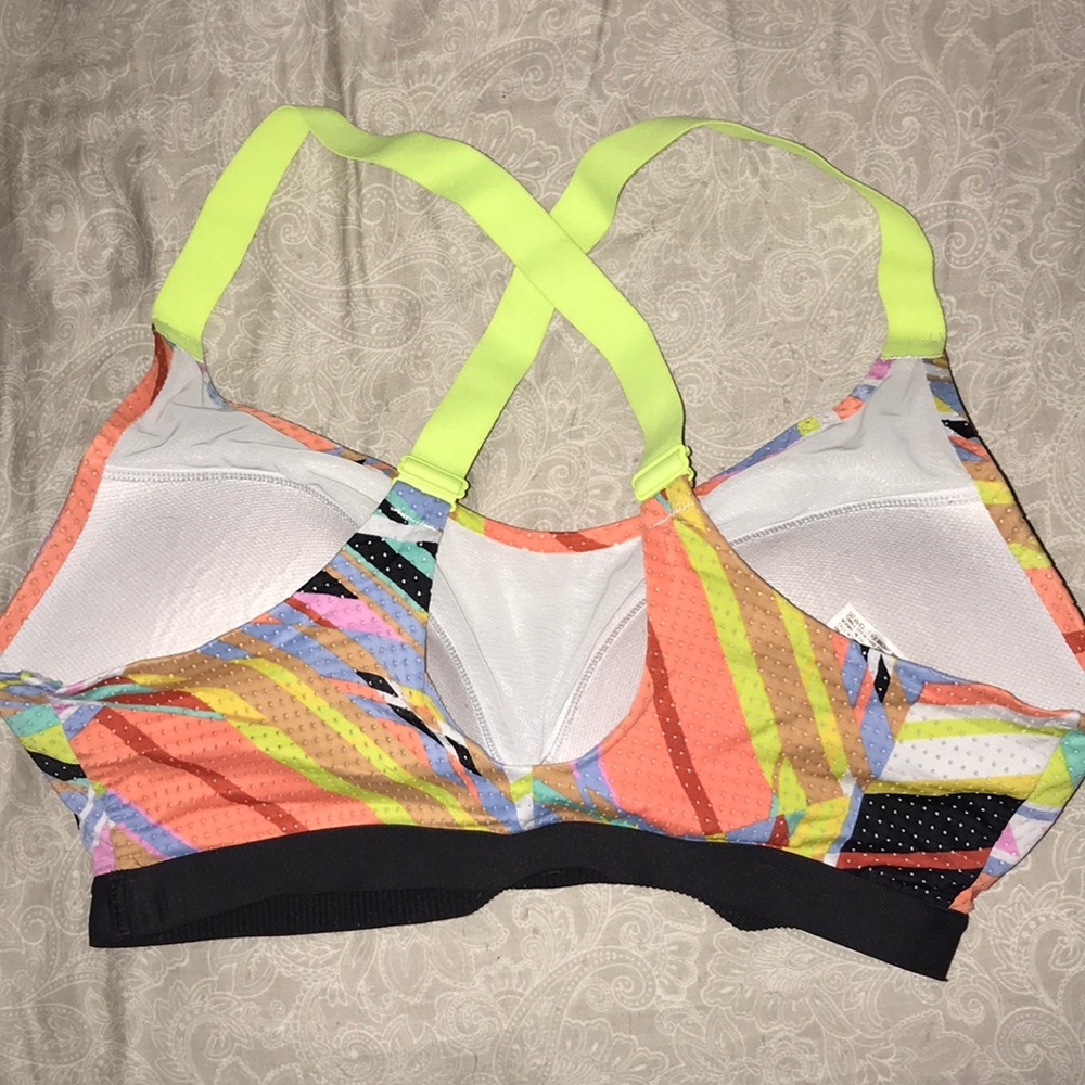 VSX Multi-color “The Lightweight” Sports Bra - Picture 3 of 4